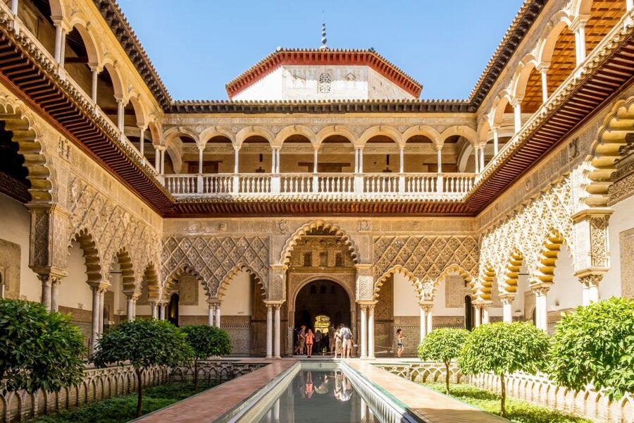 Seville: Royal Alcázar Entry Ticket - Who will get the most from this ticket?