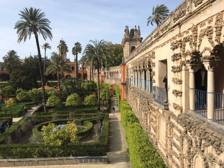 Seville: Small-Group Alcázar Guided Tour & Entry Ticket - House of Trade and Admiral’s Room