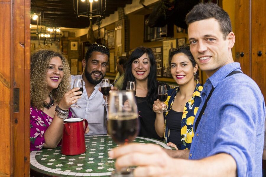 Seville: Tapas Crawl - Five-minute walks that keep the evening moving