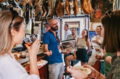Tapas, Taverns and History Guided Walking Tour