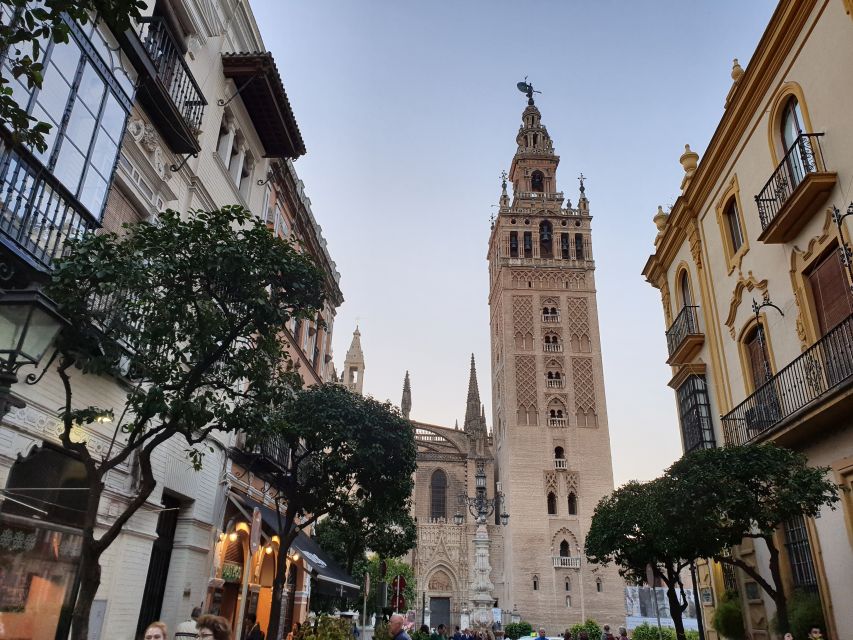 Seville: Tapas, Taverns, and History Walking Tour - Finishing with Andalusian and international fusion