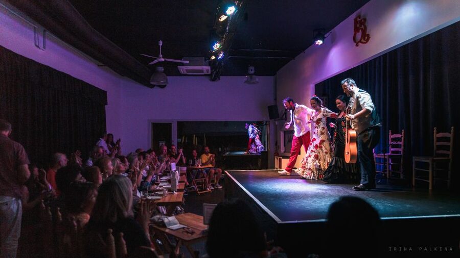 Seville: Traditional Flamenco Show in Triana - Why Triana makes a fitting flamenco address