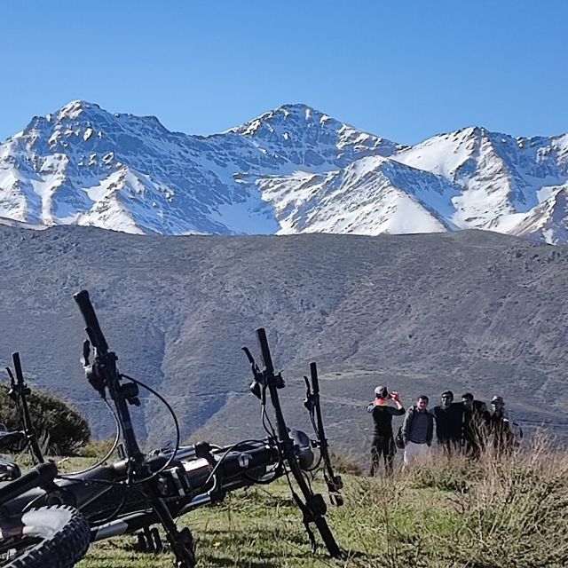 Sierra Nevada Small Group E-Bike Tour - Guides who keep the day running smoothly