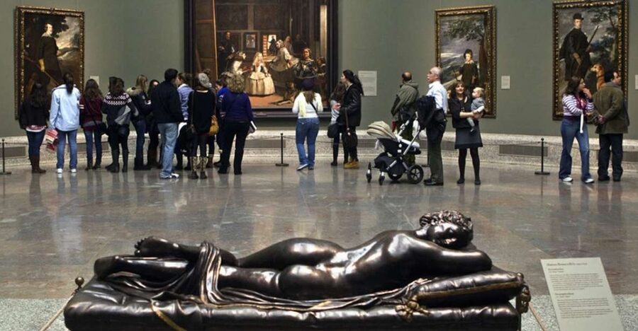 Small Group Prado Museum Guided Tour with Skip the Line - Goya and the violence behind the canvas