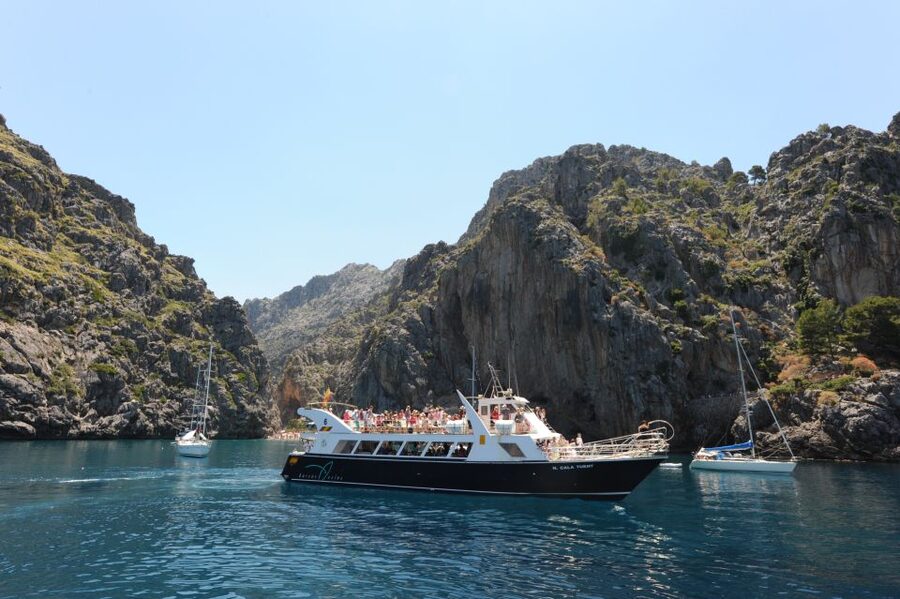 Sóller: Boat Trip to Sa Calobra and Torrent de Pareis - Why the boat is the best way to reach Sa Calobra