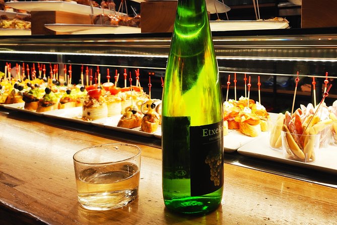 Spanish Wine and Tapas Tour in a Local Neighborhood in Barcelona - Meeting at Avinguda del Paral·lel 115