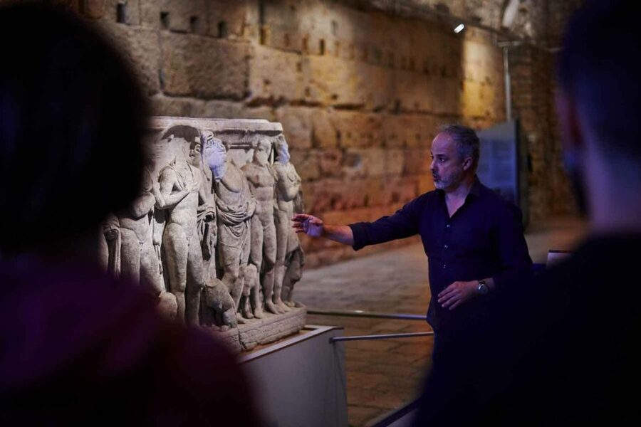 Tarragona: Roman Heritage Guided Walking Tour - Who should book this walking tour?
