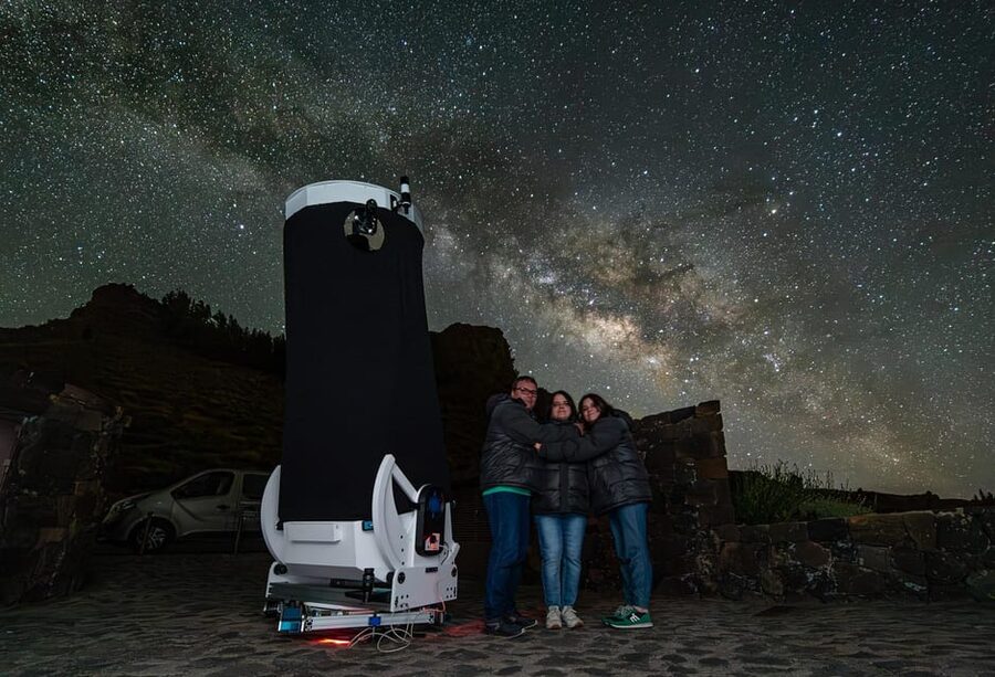 Teide National Park: Guided Large Telescope Stargazing Tour - Seeing the sky with the naked eye