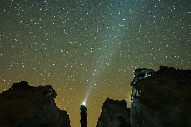 Teide National Park Sunset & Stargazing with Dinner (Star Safari) - Cold, altitude, and what to wear