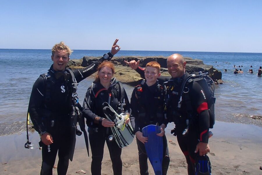 Tenerife: Abades Beach Beginner Diving Experience - What the $100 price really covers