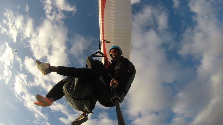 Tenerife: Beginner Paragliding Experience with Transfer - Fifteen to twenty minutes over southern Tenerife