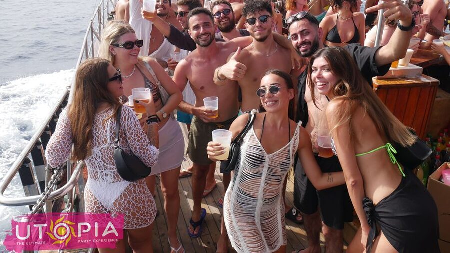 Tenerife: Boat Party with Open Bar and DJs - The Music: House, Garage, R&B, and Dance Classics