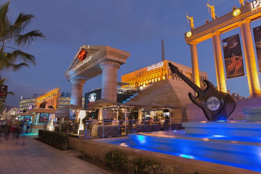 Tenerife: Hard Rock Cafe Set Menu Lunch or Dinner & Drink - Gold menu: a generous two-course choice