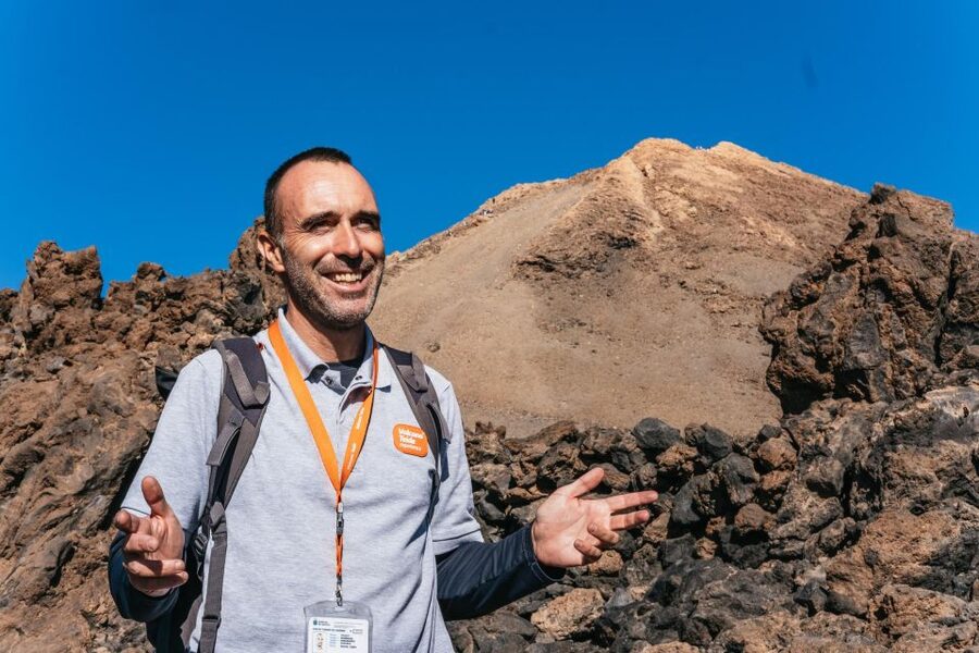 Tenerife: Mount Teide Summit Hiking Adventure with Cable Car - The journey upward through Teide National Park
