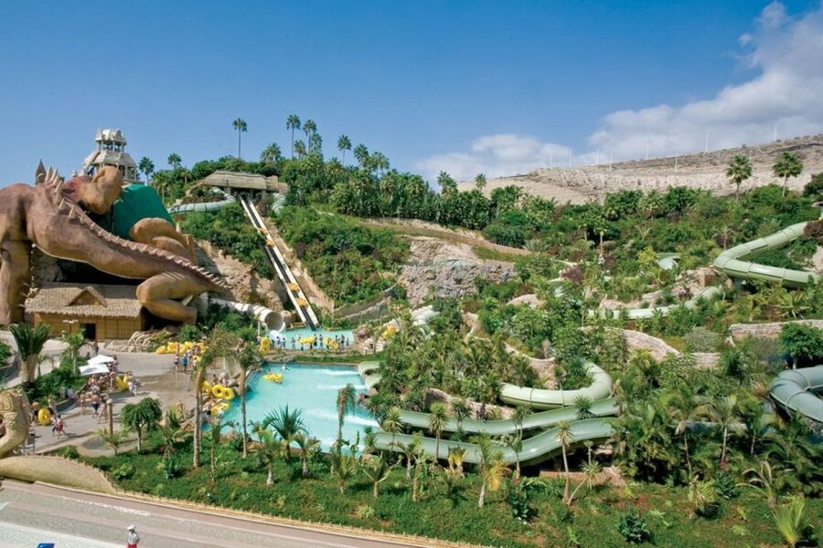 Tenerife: Siam Park All-Inclusive Entry Ticket - Riding the slides with fewer pauses