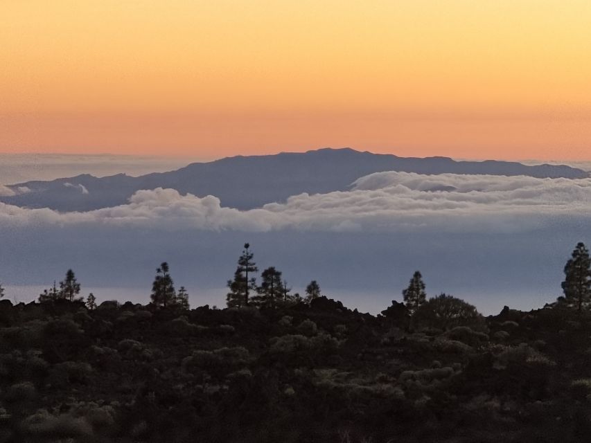 Tenerife: Sunset and Stargazing at Teide National Park - Who will enjoy this evening most?