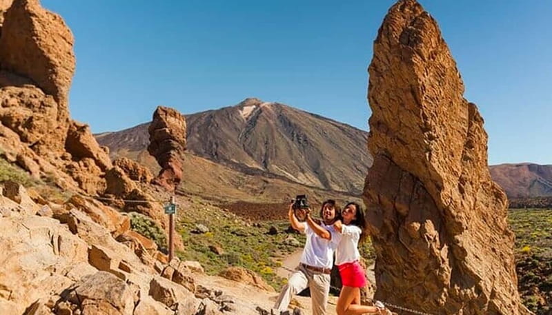 Tenerife: Teide, Icod de los Vinos & Garachico Full Day Tour - Teide National Park: volcanic country in 90 minutes