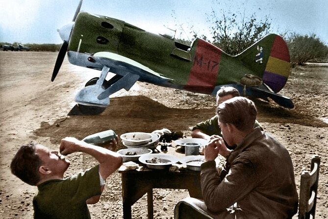 The Spanish Civil War & Franco Barcelona Walking Tour - Making sense of the political factions