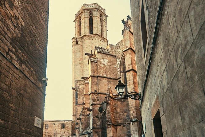 The Ultimate Old Town Tour in Barcelona - Who should choose this Barcelona tour?