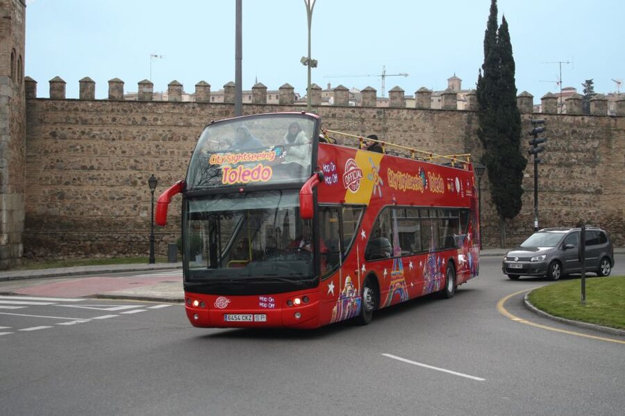 Toledo: City Sightseeing Hop-On Hop-Off Bus Tour & Extras - Who will enjoy this Toledo tour?