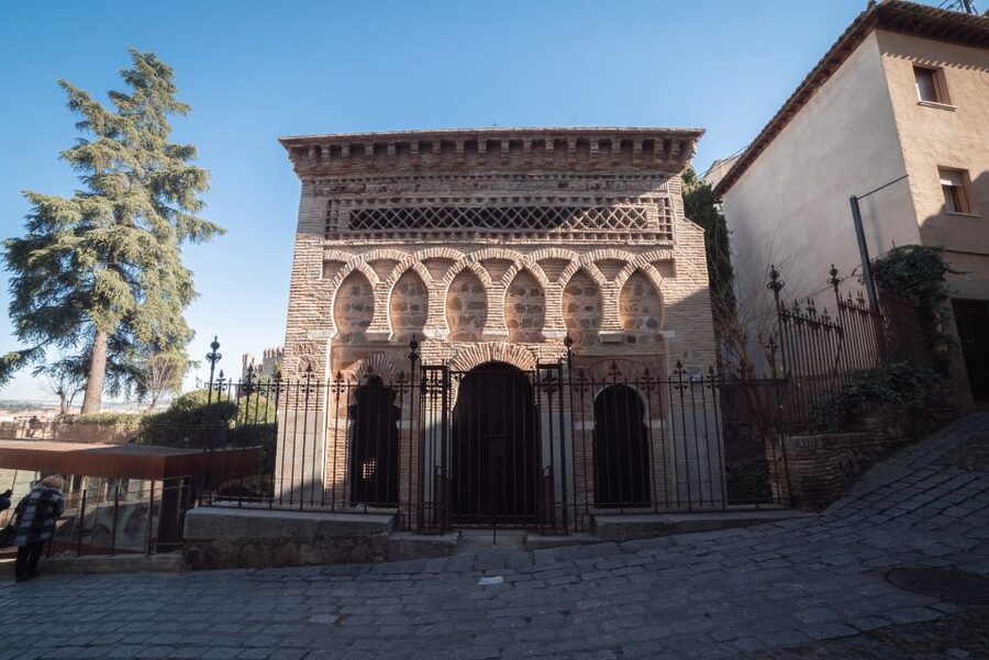 Toledo: Guided Monument Walking Tour with Wristband Pass - Is $125 a fair price?