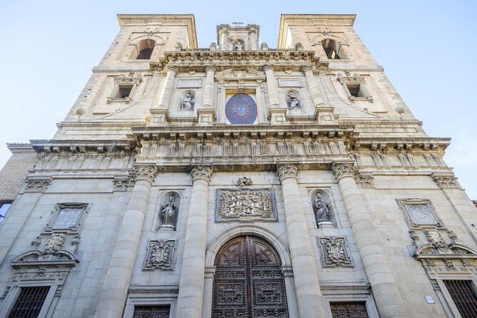 Toledo Tour & Vineyard Walk with Wine Tasting from Madrid - Guides, buses, and the details that shape the day