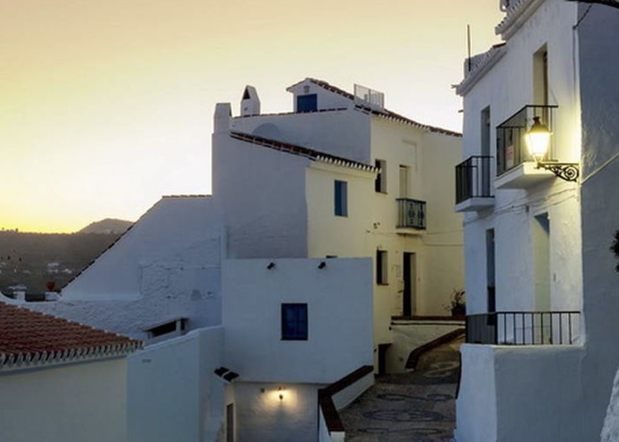 Torremolinos/Benalmadena: Nerja Caves Tour with Frigiliana - Is $84 a fair price?