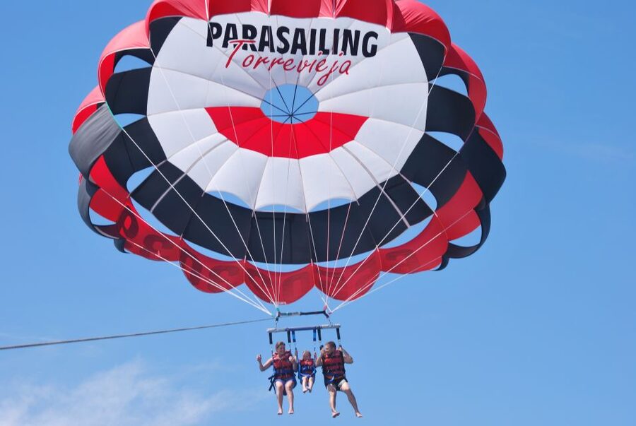 Torrevieja: parasailing experience - The boat ride gives you time to settle in