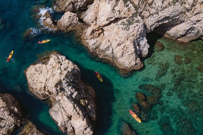 Tossa de Mar: Kayak & Snorkel Tour with Paella from Barcelona - The 90-minute ride from Barcelona