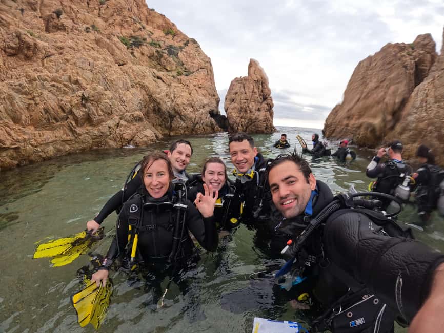 Tossa de Mar: PADI Discovery Scuba Diving in Costa Brava - The 40-minute lesson at SuperDive Tossa de Mar