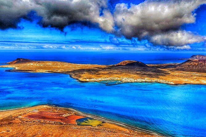 Tour to Timanfaya, Jameos del Agua, Cueva de los Verdes and viewpoint from the cliff - What this Lanzarote day tour actually delivers