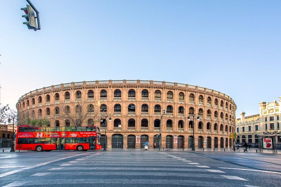 Valencia: 24 or 48-Hour Hop-on Hop-off Bus Ticket - Veles e Vents, Las Arenas, and the Port
