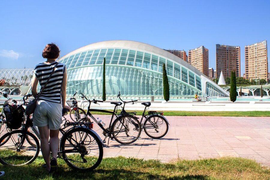 Valencia Bike Tour - Guides, Pace, And The Human Side Of The Tour