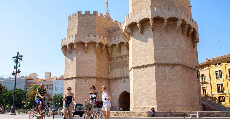Valencia Bike Tour - Turia Gardens: Valencia’s Remarkable Riverbed Park