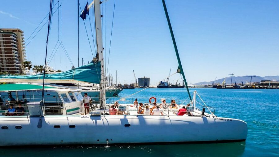Valencia: Catamaran Cruise with Swimming & Optional DJ - What this Valencia catamaran cruise is really like
