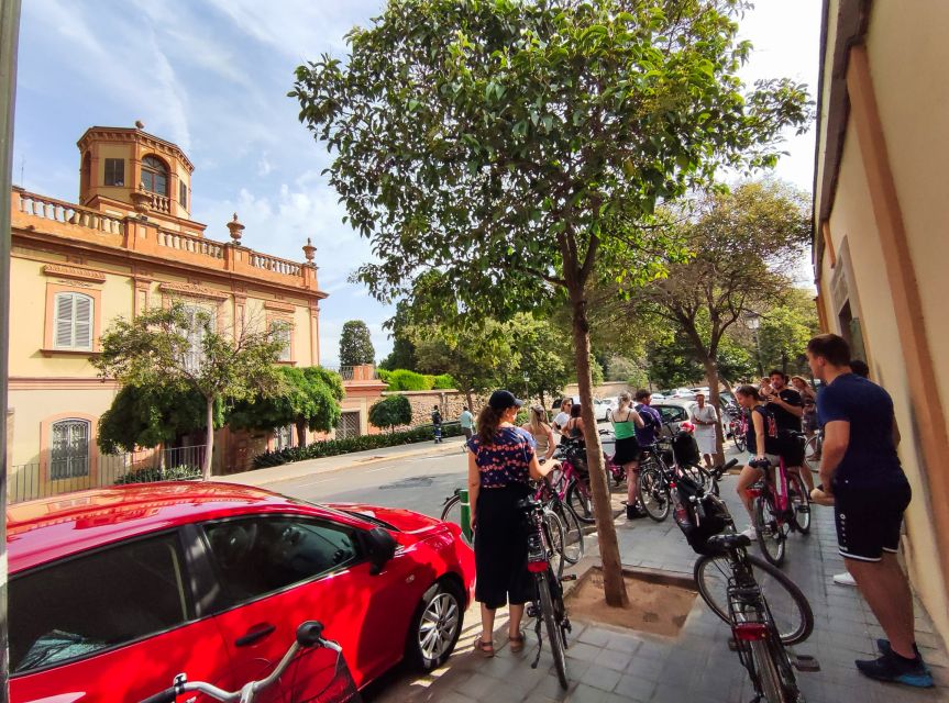 Valencia: City Highlights Guided Bike Tour - Who should book this ride?