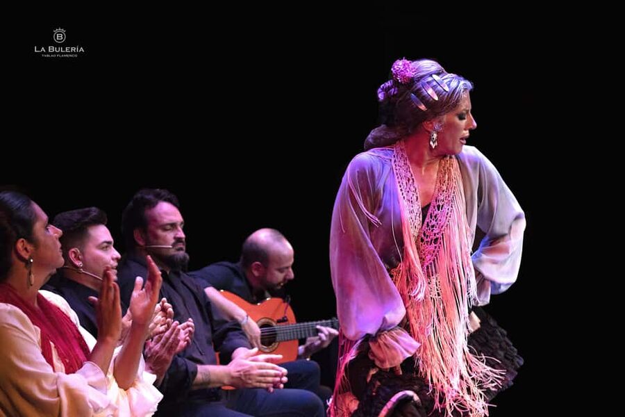 Valencia: Flamenco Show with Dinner at La Bulería - The VIP Excellence menu and front-stage seating