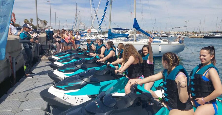 Valencia: Jetski experience with Guide - The three-minute photo stop