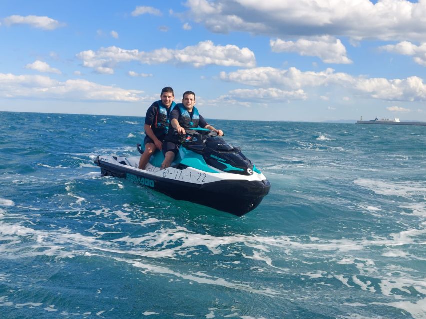 Valencia: Jetski experience with Guide - What to bring and what to leave behind