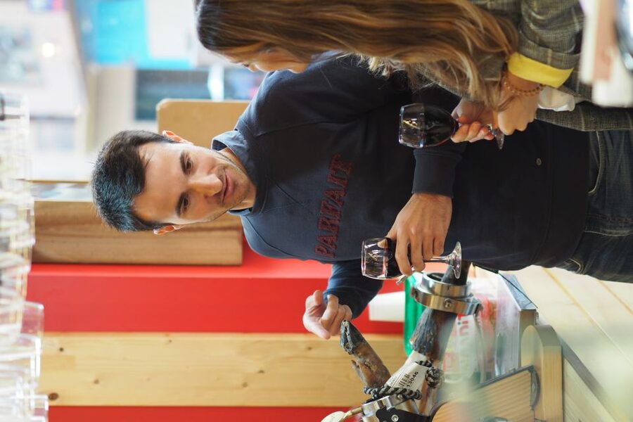 Valencia: Morning Food Tour with Central Market Visit - Key points at a glance