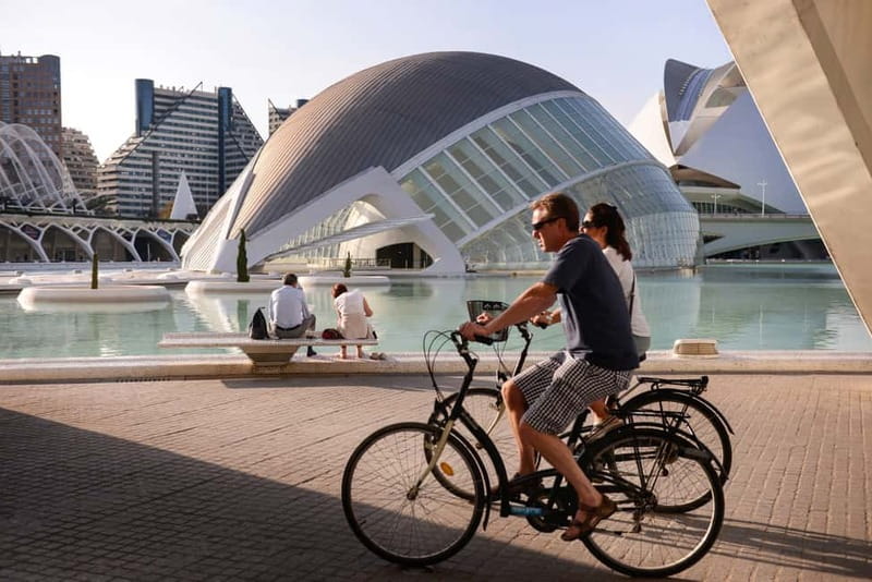 Valencia: Oceanogràfic, Hemisfèric & Science Museum Combo - Why Oceanogràfic offers the strongest value