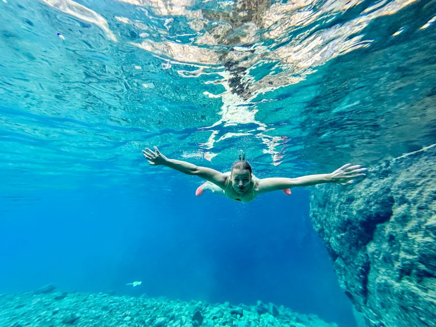 Valencia: Waterfalls and Thermal Springs Tour with Swimming - The Montanejos dam and reservoir