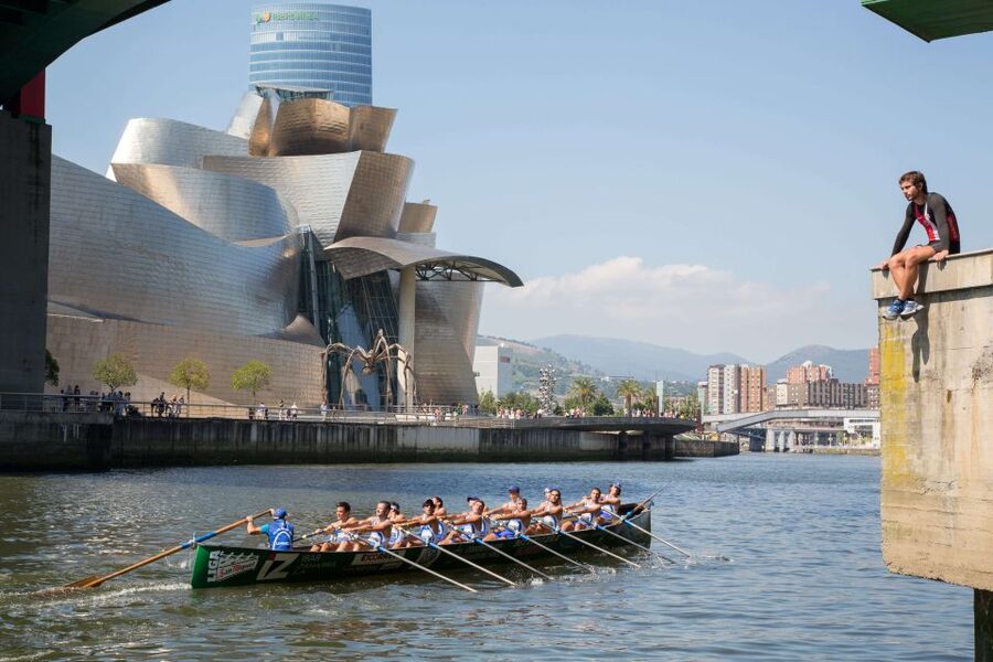Walking Tour in Bilbao - San Antón, Santiago Cathedral, and local history