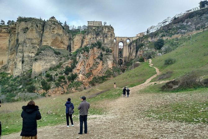 White Villages and Ronda Day Tour from Seville - The Guide Can Make or Break the Day